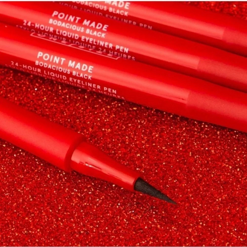 One/Size point made waterproof liquid Eyeliner pen in busty brown new in box